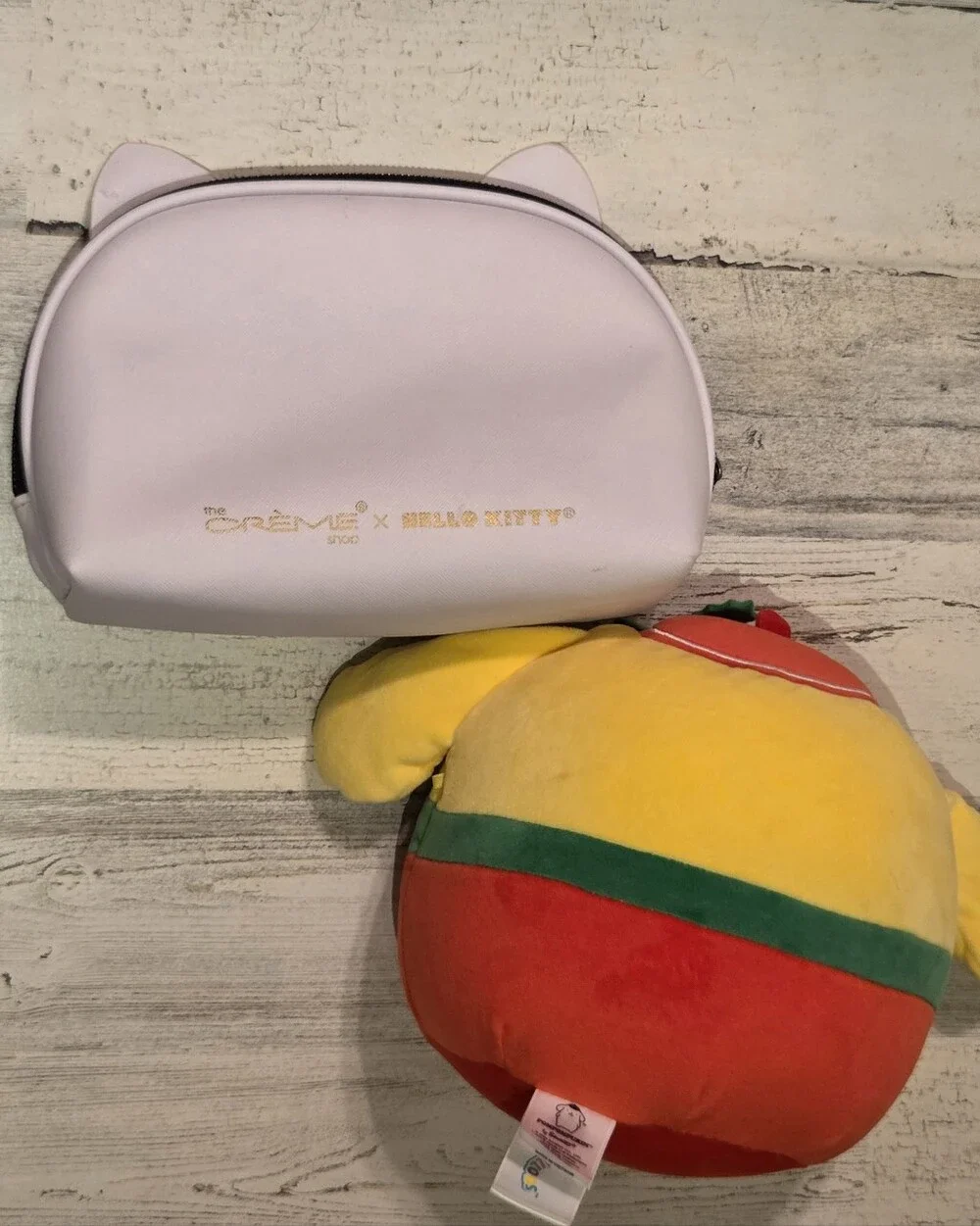 Sanrio Pompompurin Holiday Plush W/ Hello Kitty X The Creme Shop Collab Bag